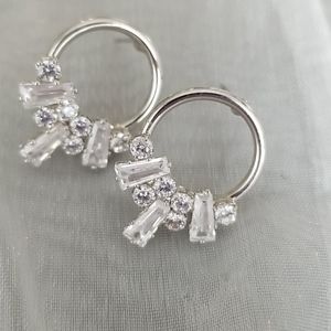 DIAMONDESS Earrings